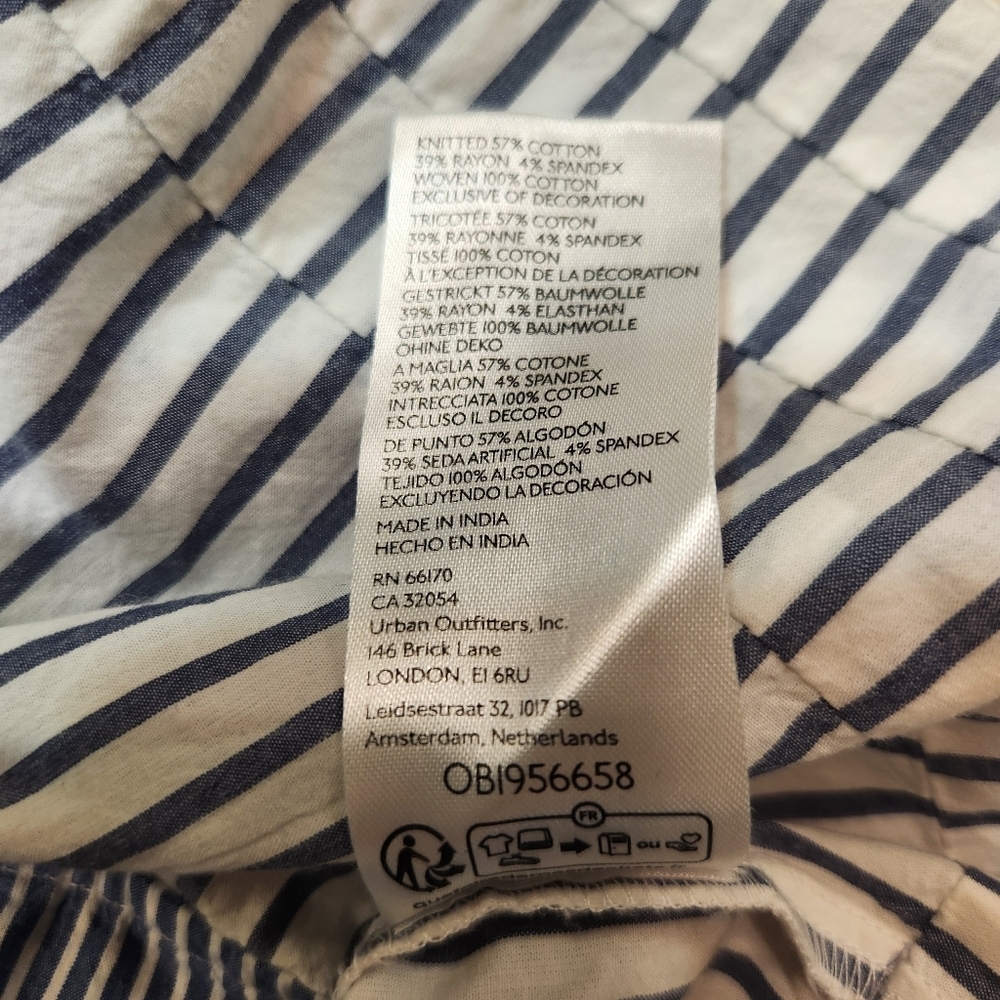 Pilcro V-neck Cotton Tiered Ruffel Short Sleeve Top Size Medium - Picture 5 of 5